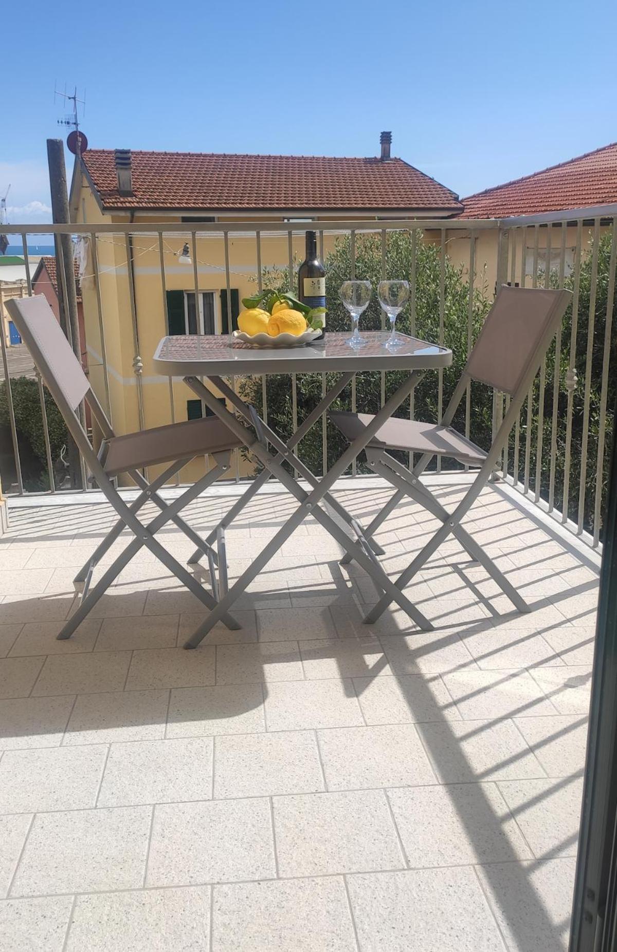 Casa Enzo Hotel La Spezia Luaran gambar