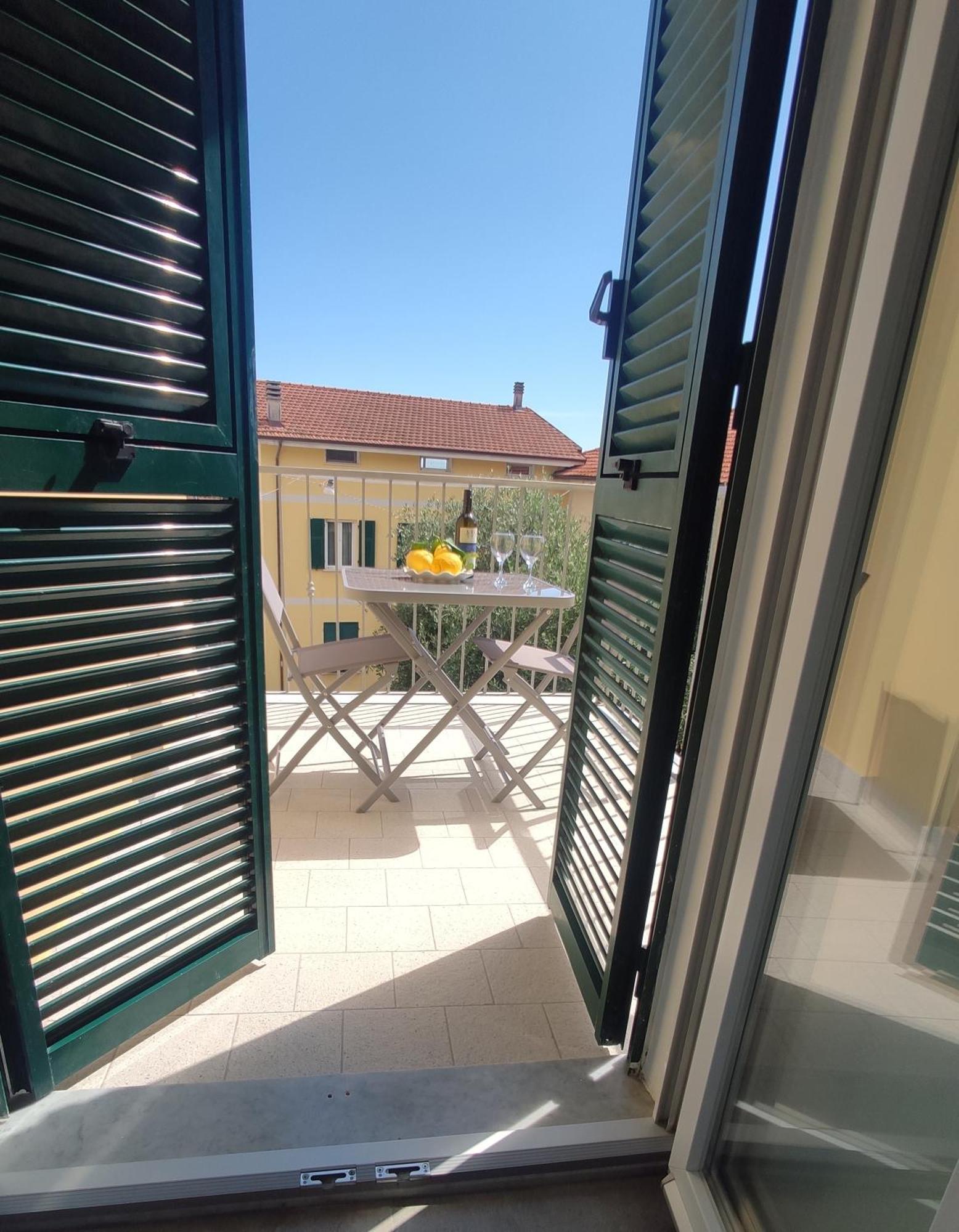 Casa Enzo Hotel La Spezia Luaran gambar